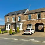 Luxury Apartment 6 Bluebridge With Free Allocated Parking